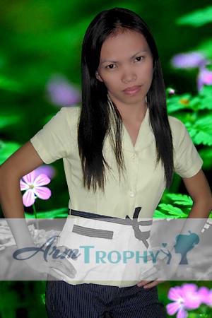 103387 - Zenaida Age: 21 - Philippines