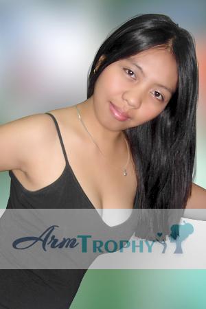 105994 - Jonnalyn Age: 22 - Philippines