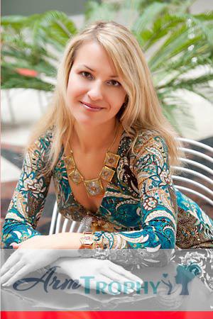 113784 - Elena Age: 40 - Ukraine