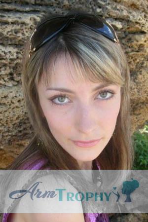 127954 - Elena Age: 27 - Ukraine