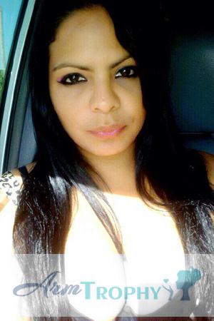 143449 - Ysaura Age: 28 - Dominican Republic