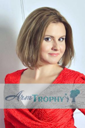 152185 - Lubov Age: 33 - Ukraine