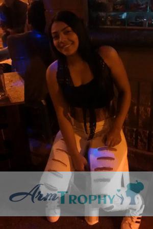 163464 - Laura Age: 28 - Colombia