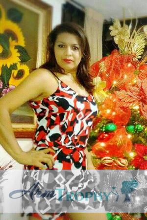 163982 - Martha Age: 49 - Colombia