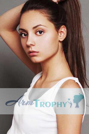 175304 - Alina Age: 26 - Ukraine