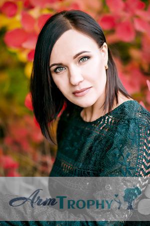 176116 - Olesya Age: 46 - Ukraine