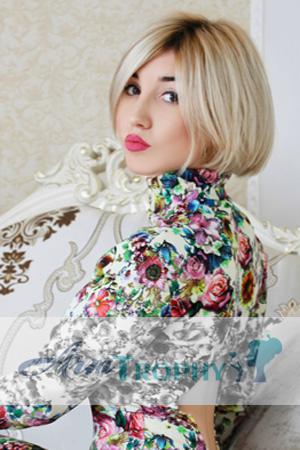 176135 - Alina Age: 29 - Ukraine