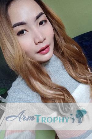 201924 - Pijittra Age: 26 - Thailand