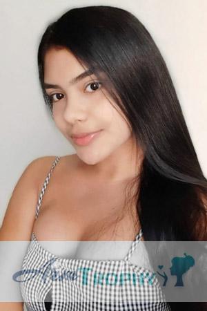 202017 - Valeria Age: 18 - Colombia