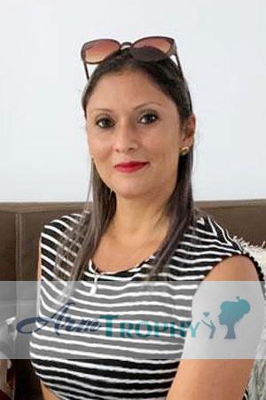 208597 - Lucila Age: 43 - Costa Rica
