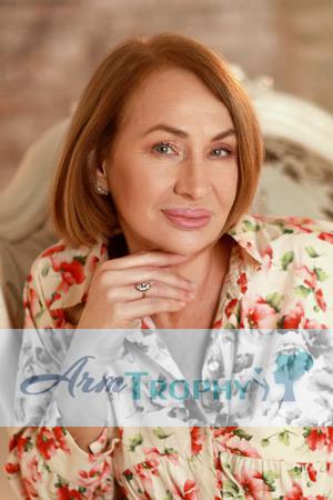 208937 - Lara Age: 59 - Ukraine