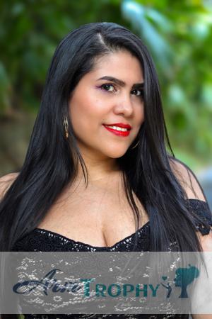 218758 - Lina Age: 36 - Colombia