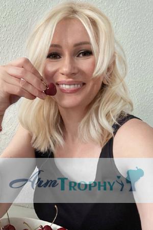 219308 - Liudmyla Age: 42 - Ukraine