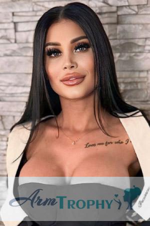 219632 - Georgiana Age: 22 - Romania