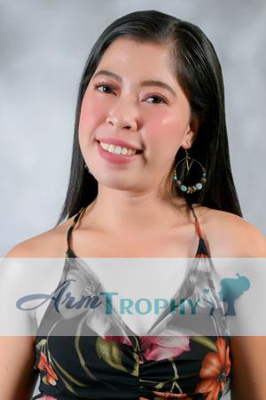 220682 - Norlyn Age: 25 - Philippines