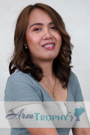 220786 - Christlyn Age: 35 - Philippines