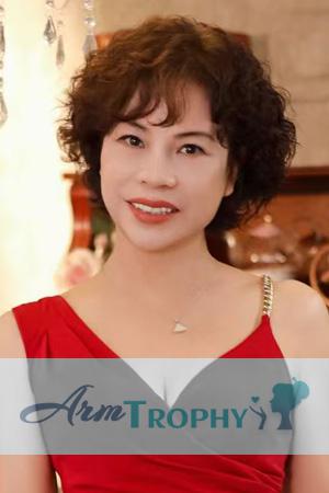 221431 - Alina Age: 55 - China