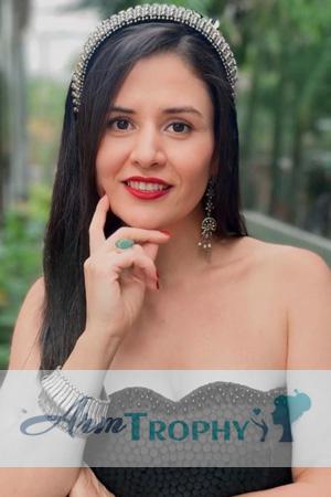 221698 - Diana Age: 42 - Colombia