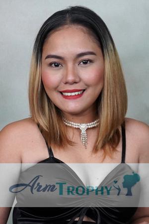 221720 - Marie Joy Age: 26 - Philippines