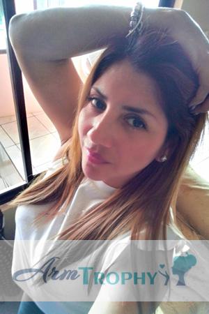 222292 - Michelle Age: 40 - Costa Rica