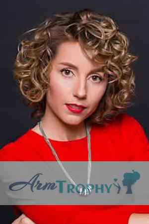 223012 - Oksana Age: 40 - Ukraine