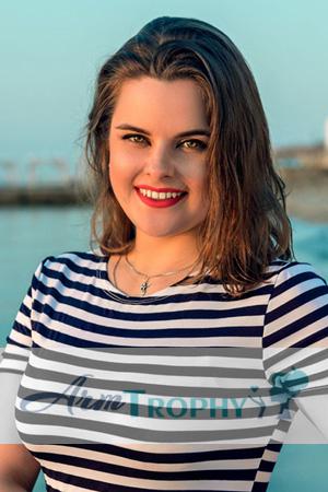 223019 - Oksana Age: 34 - Ukraine