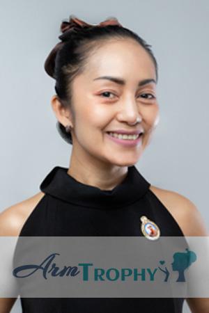 223143 - Narumon Age: 44 - Thailand