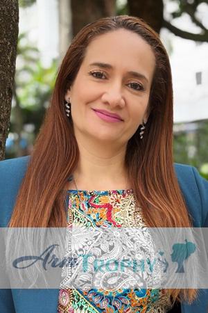 223210 - Yenny Age: 46 - Colombia