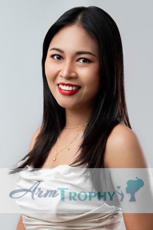 223674 - Piyaporn Age: 31 - Thailand
