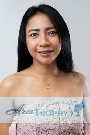 223909 - Vi Age: 44 - Thailand