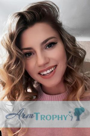 224047 - Anna Age: 27 - Ukraine
