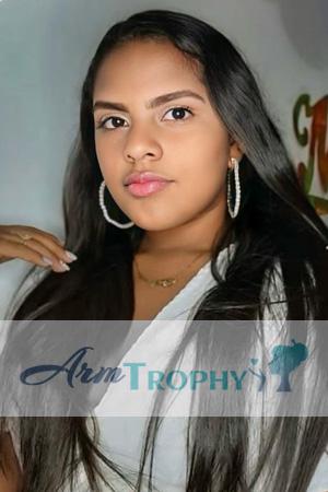 224073 - Melissa Age: 21 - Colombia