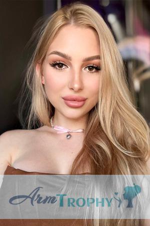 224862 - Karyna Age: 22 - Ukraine