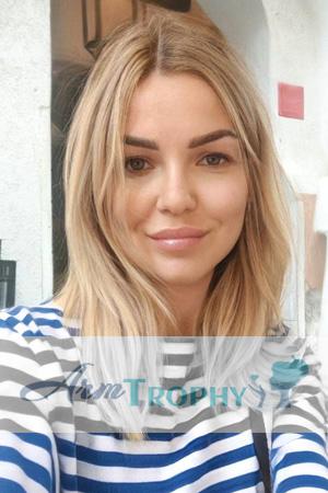 224964 - Alina Age: 34 - Ukraine