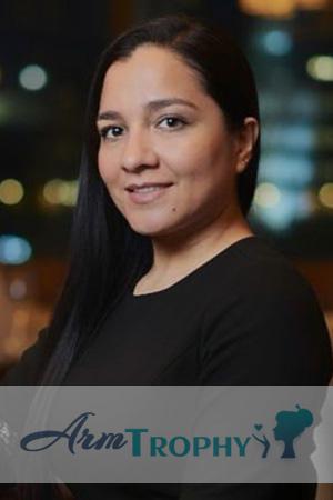 225204 - Yamile Age: 36 - Colombia