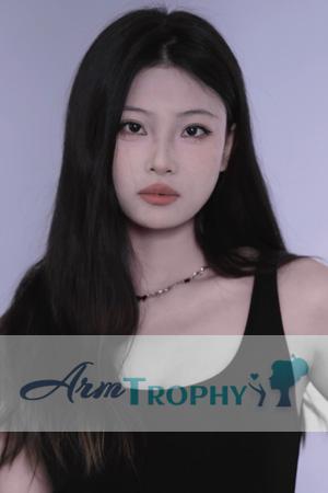 225458 - mengting Age: 26 - China