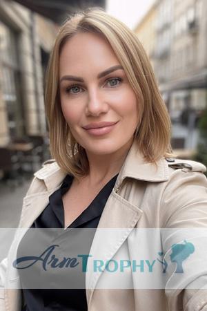 225491 - Alona Age: 37 - Ukraine