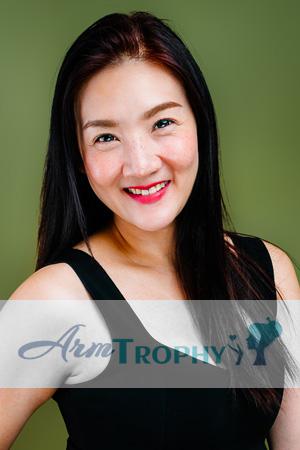 225541 - Jeeranan Age: 43 - Thailand