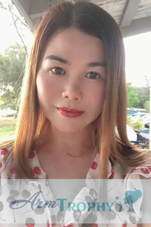 225623 - Daisy Age: 47 - China