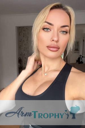 225942 - Olga Age: 37 - Moldova