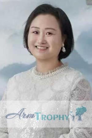 226061 - Lily Age: 47 - China