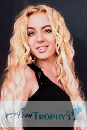 226071 - Anastasiia Age: 31 - Ukraine