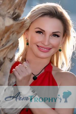 226085 - Viktoriya Age: 45 - Ukraine