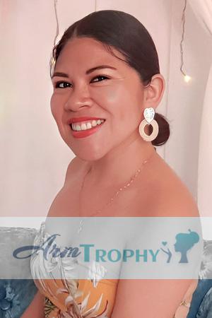 226188 - Gema Age: 35 - Peru