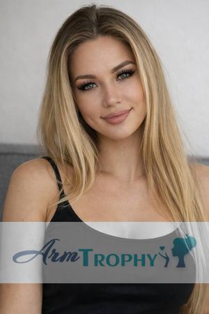 226288 - Elena Age: 32 - Ukraine