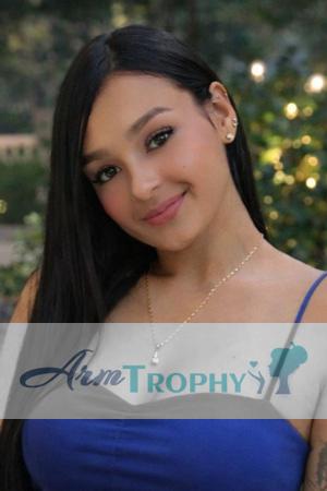 226316 - Mariana Age: 28 - Colombia