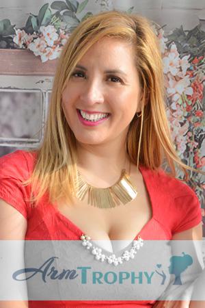 226550 - Andrea Age: 36 - Peru