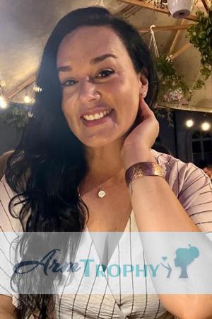 226555 - Kate Age: 43 - Costa Rica