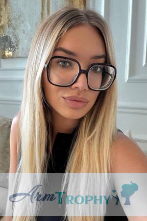 226611 - Diana Age: 22 - Ukraine