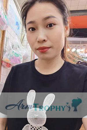 226752 - Xiaohua Age: 37 - China